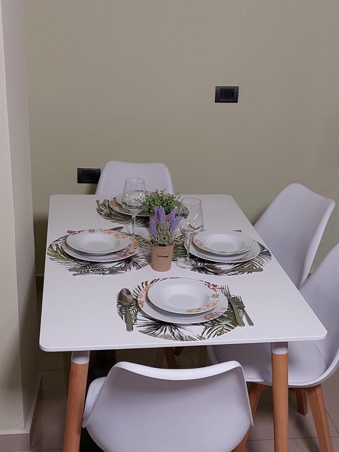 Vila Tafa Apartments Tirana Buitenkant foto