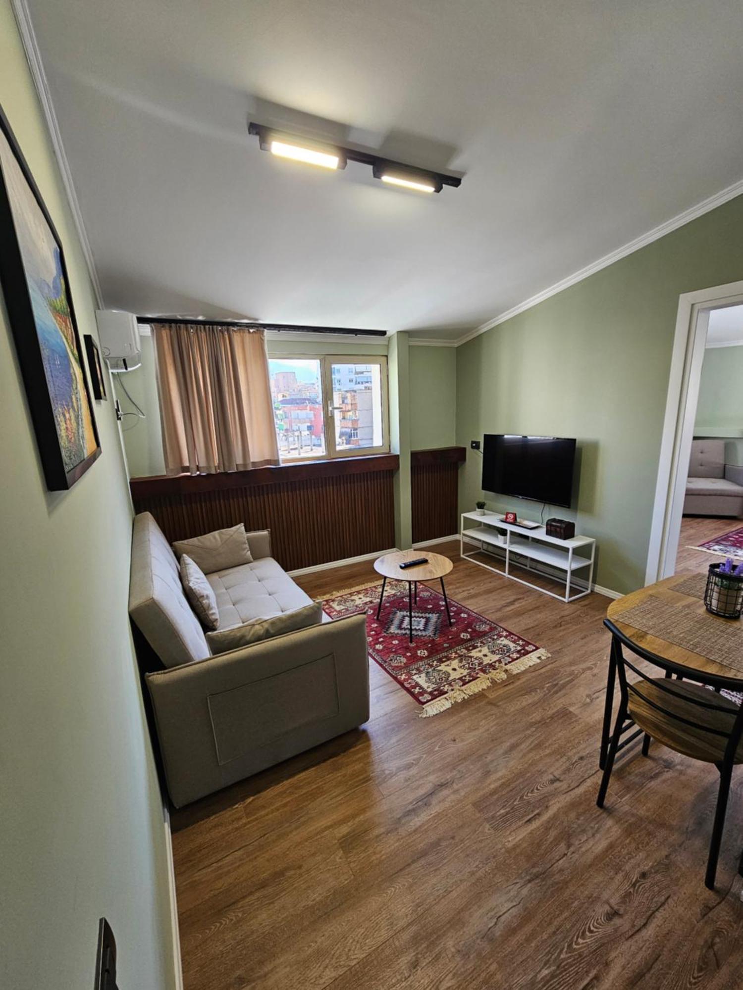 Vila Tafa Apartments Tirana Buitenkant foto
