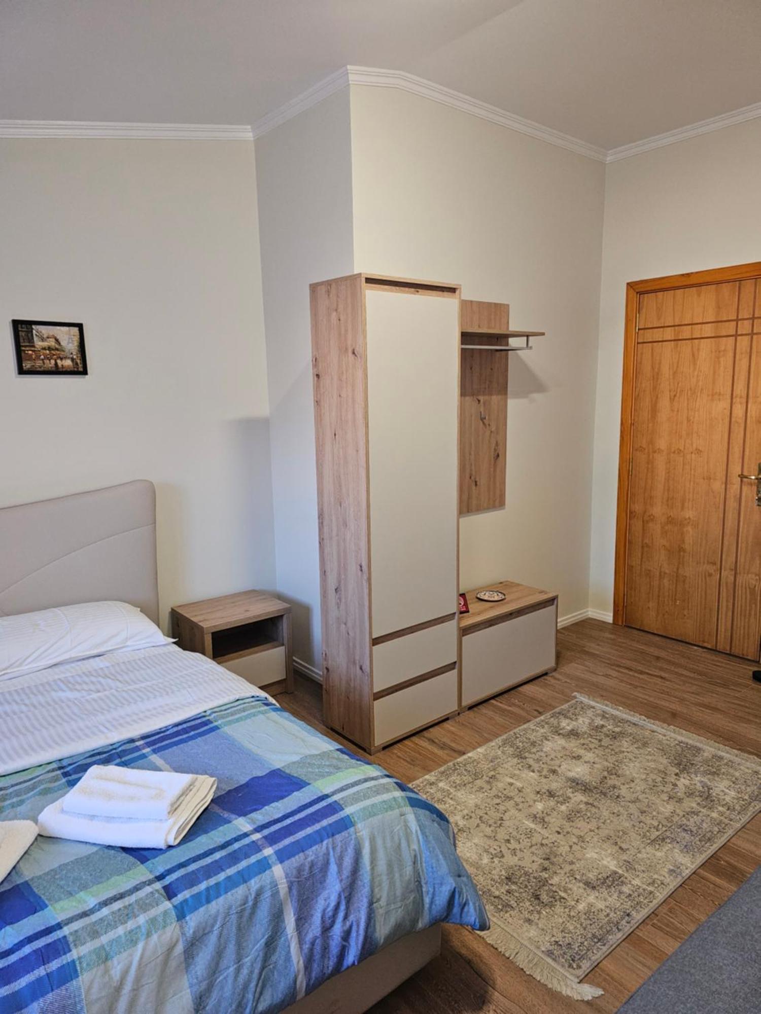 Vila Tafa Apartments Tirana Buitenkant foto